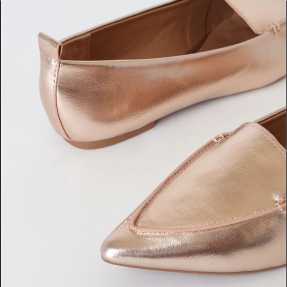 NIB Lulu’s Emmy Rose Gold Metallic Pointed Loafers - Picture 3 of 4